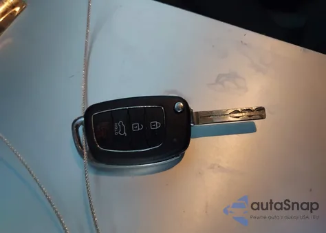 2018 Hyundai Tucson Sel z USA, uszkodzony, nr VIN KM8J3CA45JU732404